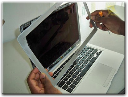 Замена экрана Apple MacBook в Раменском
